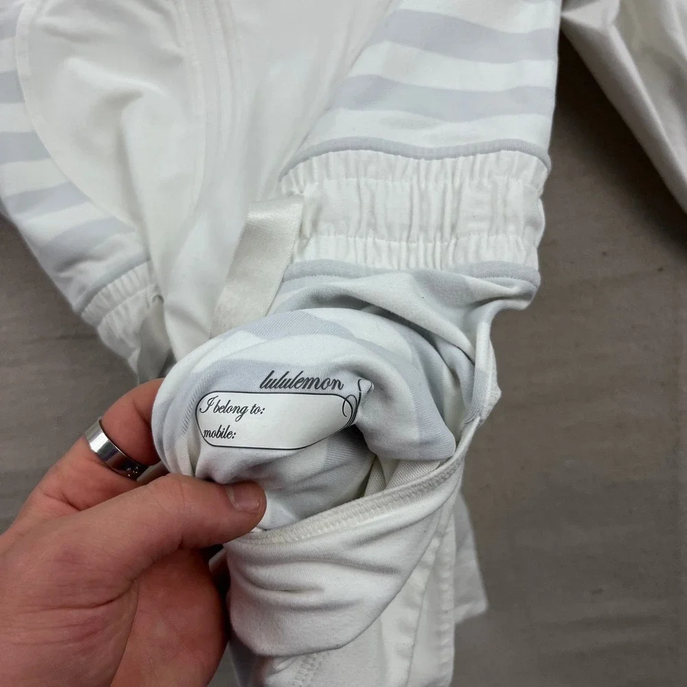 Rare Lululemon Yohari Full Zip‎ Jacket 4 White Blue Striped Cinched Waist